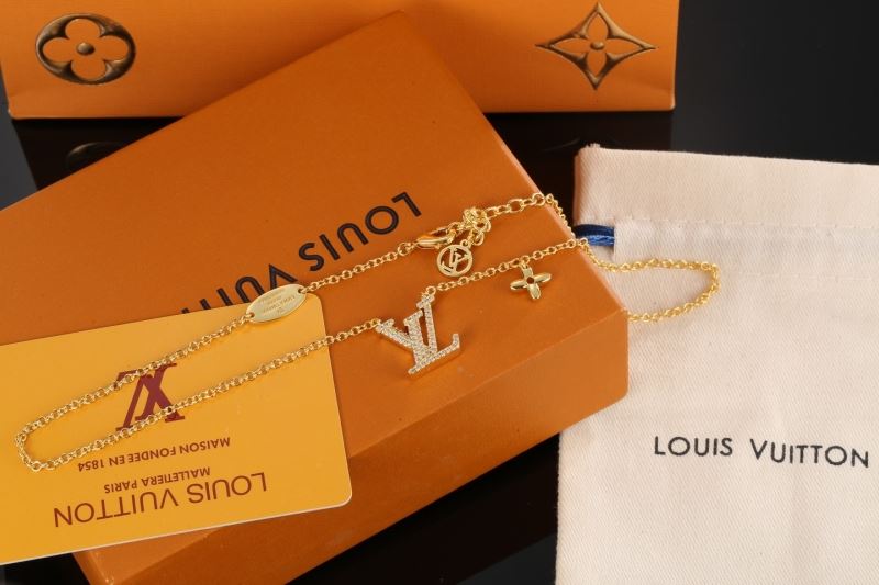 Louis Vuitton Necklaces